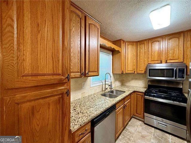 1414 Sycamore Drive NW, Kennesaw, GA 30152