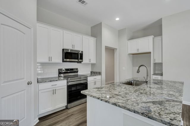 120 Lakeview Pines Way, Statesboro, GA 30461