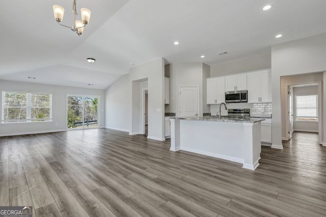120 Lakeview Pines Way, Statesboro, GA 30461
