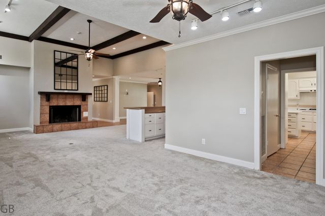 3235 Country Club Boulevard, Stafford, TX 77477