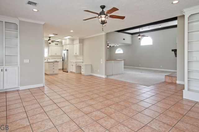 3235 Country Club Boulevard, Stafford, TX 77477