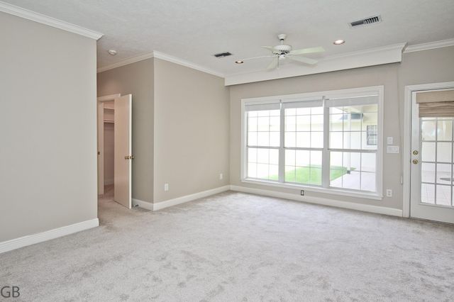 3235 Country Club Boulevard, Stafford, TX 77477