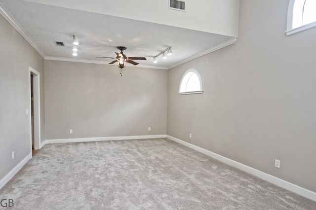 3235 Country Club Boulevard, Stafford, TX 77477