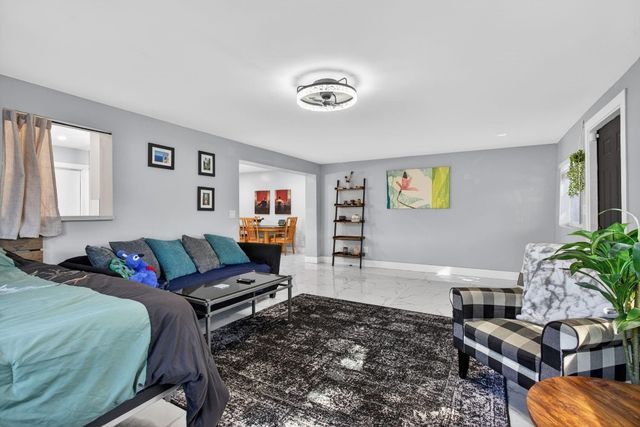 3330 NW 69th Street, Fort Lauderdale, FL 33309