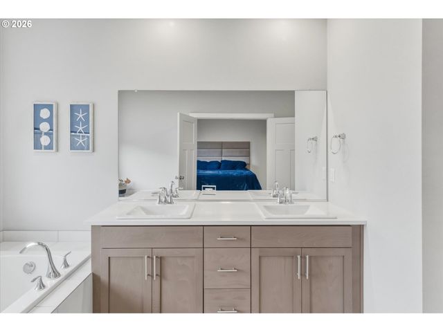 2716 S 8TH Way, Ridgefield, WA 98642