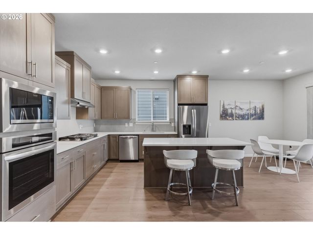 2716 S 8TH Way, Ridgefield, WA 98642