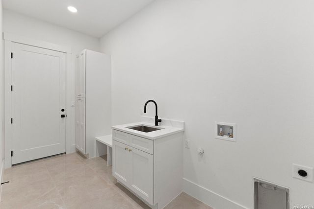 792 ANNABELLE AVE, Bulverde, TX 78163