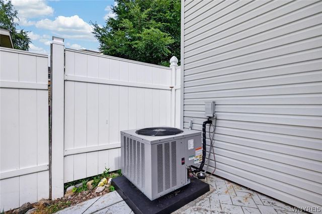247 Potters Road, Buffalo, NY 14220