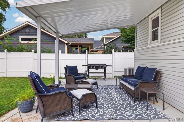 247 Potters Road, Buffalo, NY 14220