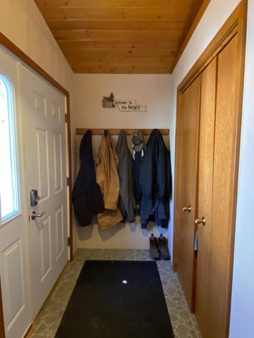 245 N Broadway, Alden, MN 56009