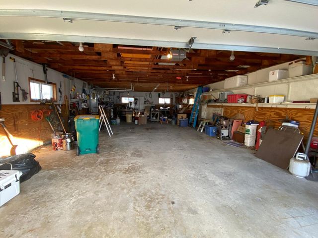 245 N Broadway, Alden, MN 56009