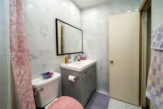 10815 NW 26th Street, Sunrise, FL 33322