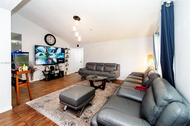 10815 NW 26th Street, Sunrise, FL 33322
