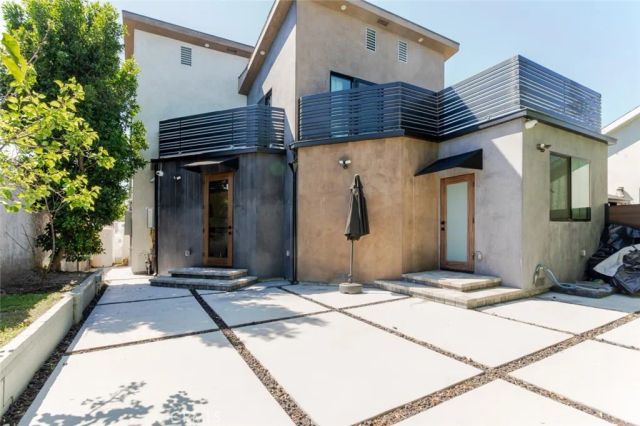 8252 Morse Avenue, North Hollywood, CA 91605