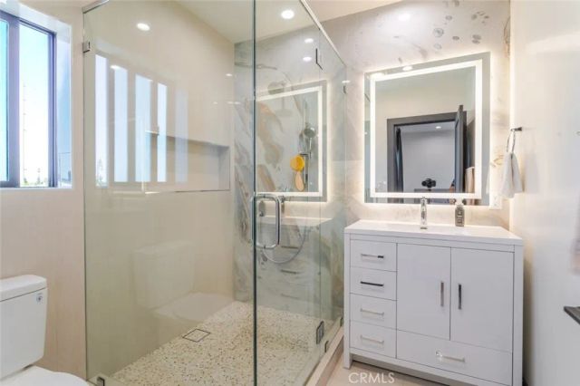 8252 Morse Avenue, North Hollywood, CA 91605