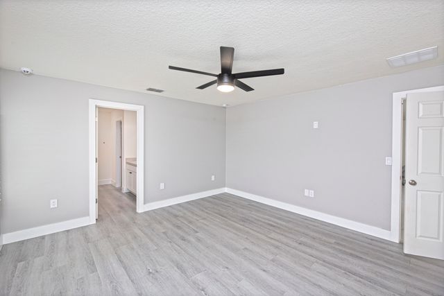 228 SE Sims Circle, Port St. Lucie, Port St Lucie, FL 34984