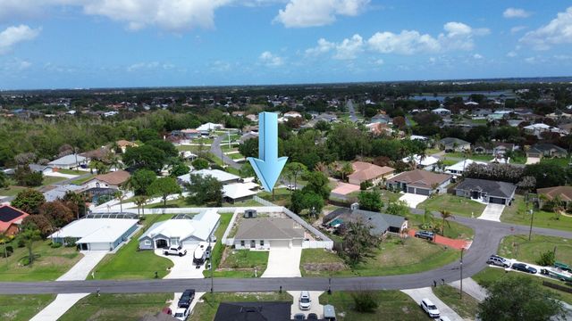 228 SE Sims Circle, Port St. Lucie, Port St Lucie, FL 34984