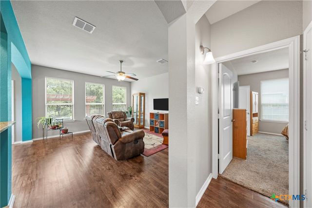 202 Milky Way Road, Bruceville Eddy, TX 76630