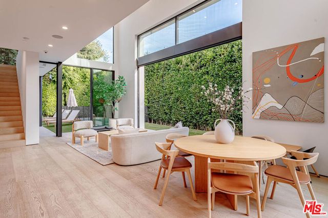 116 S Gretna Green Way, Los Angeles, CA 90049