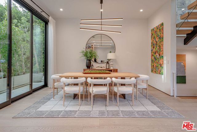 116 S Gretna Green Way, Los Angeles, CA 90049