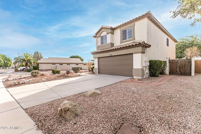 1711 W HARVARD Avenue, Gilbert, AZ 85233