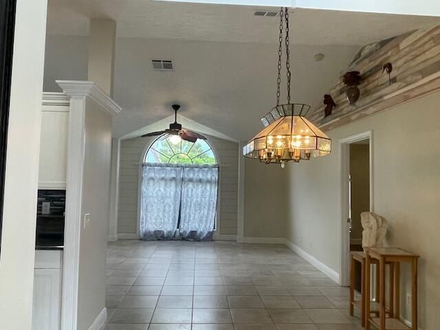 618 SE STREAMLET Avenue, Port St. Lucie, FL 34983