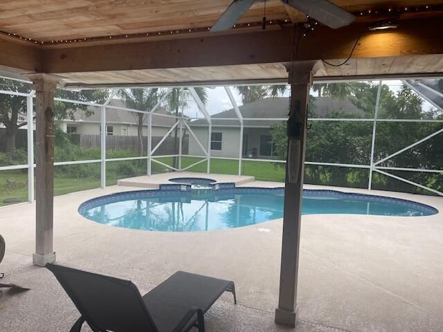 618 SE STREAMLET Avenue, Port St. Lucie, FL 34983