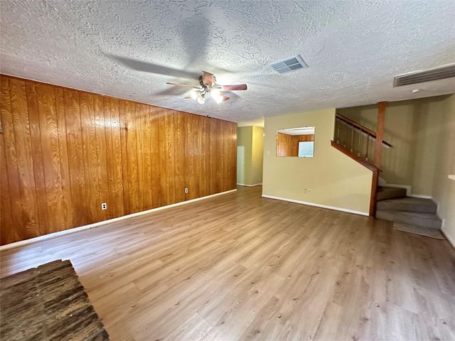 1937 Arcadia Drive, Sugar Land, TX 77498