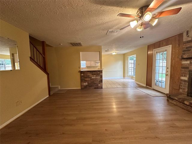 1937 Arcadia Drive, Sugar Land, TX 77498