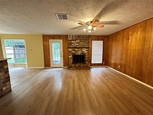 1937 Arcadia Drive, Sugar Land, TX 77498