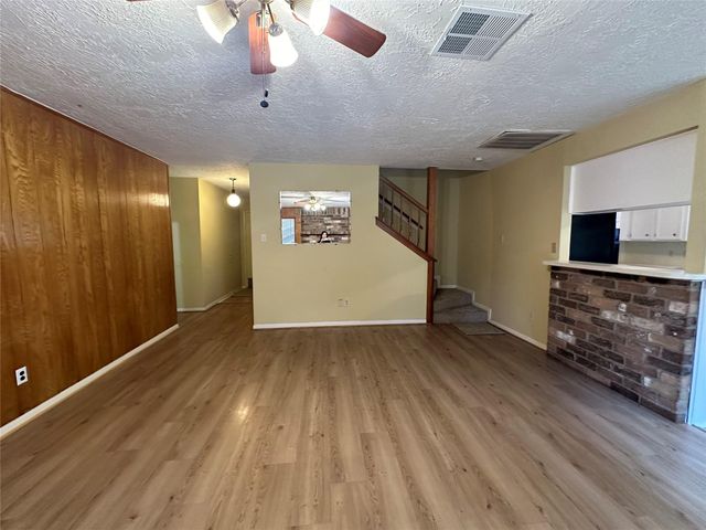 1937 Arcadia Drive, Sugar Land, TX 77498