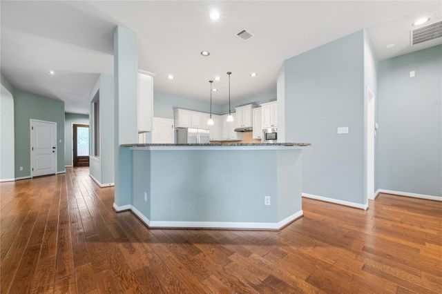 209 Monahans DR, Georgetown, TX 78628
