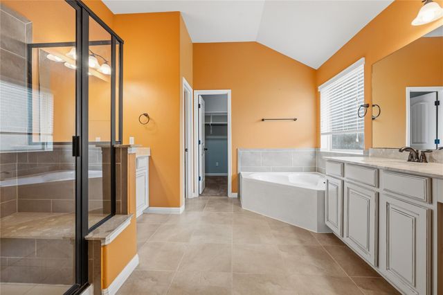 209 Monahans DR, Georgetown, TX 78628