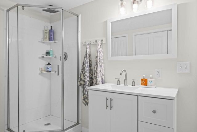 2405 11th Avenue NW, Rochester, MN 55901