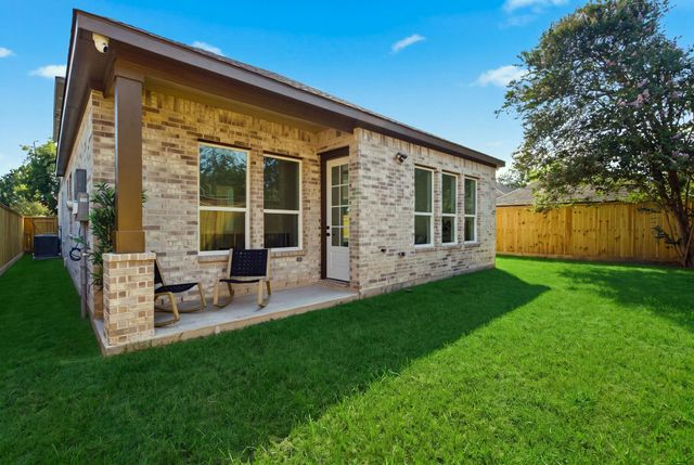 6613 Merry Lane, Houston, TX 77023