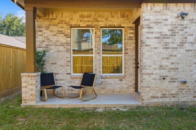 6613 Merry Lane, Houston, TX 77023