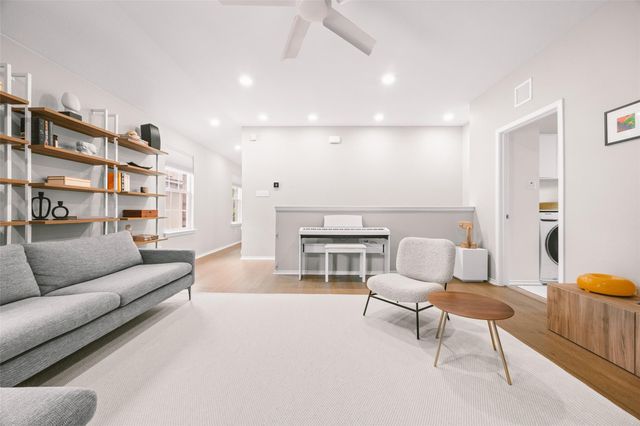 404 Buttercup Creek BLVD 20, Cedar Park, TX 78613