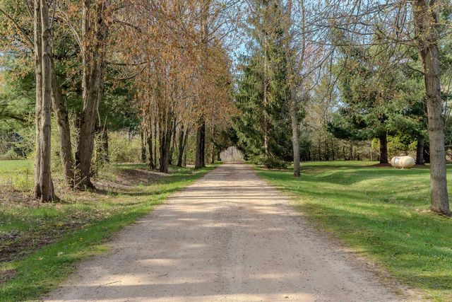 27810 Maystead Road, Sturgis, MI 49091