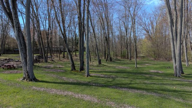 27810 Maystead Road, Sturgis, MI 49091