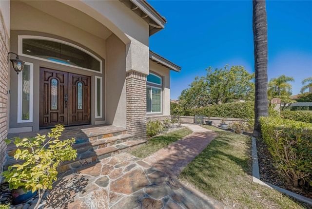 19151 Red Bluff Dr, Lake Forest, CA 92679