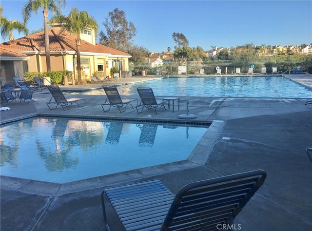 19151 Red Bluff Dr, Lake Forest, CA 92679