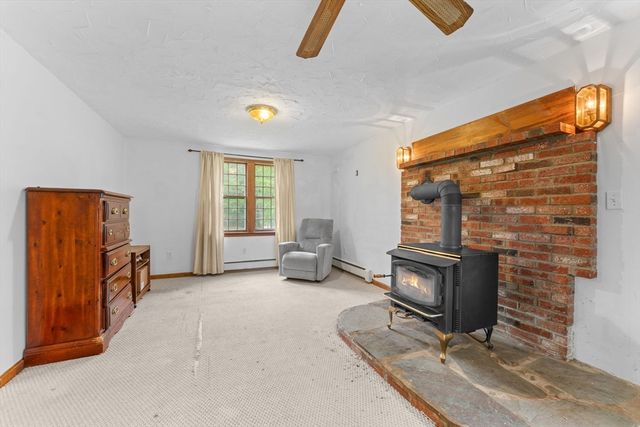 71 South Main Street, Carver, MA 02330