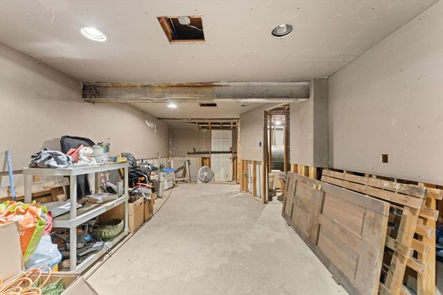 71 South Main Street, Carver, MA 02330