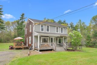 71 South Main Street, Carver, MA 02330
