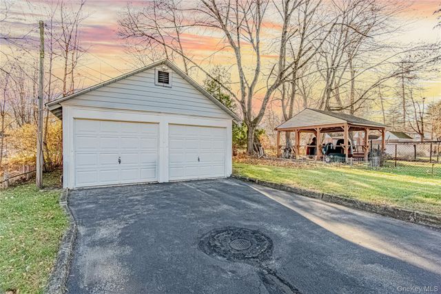 195 Hooker Avenue, Poughkeepsie, NY 12603