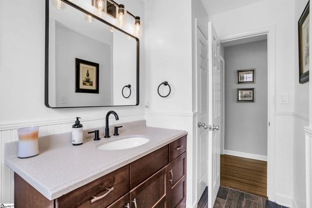 4946 Vineyard Lane, Greenville, SC 29615