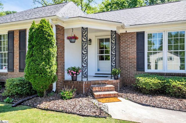 4946 Vineyard Lane, Greenville, SC 29615