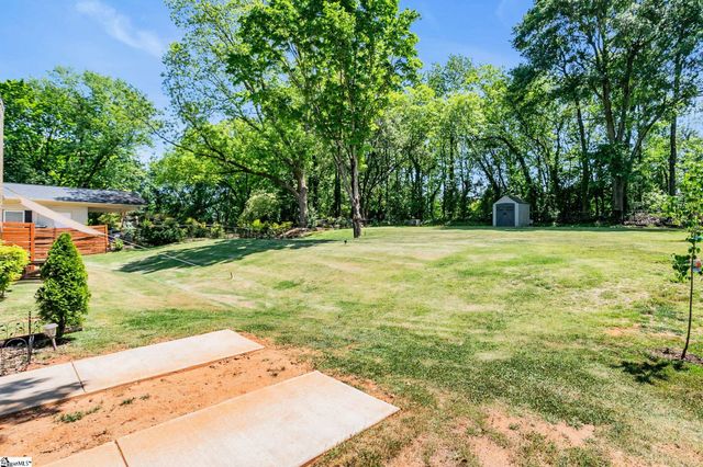 4946 Vineyard Lane, Greenville, SC 29615