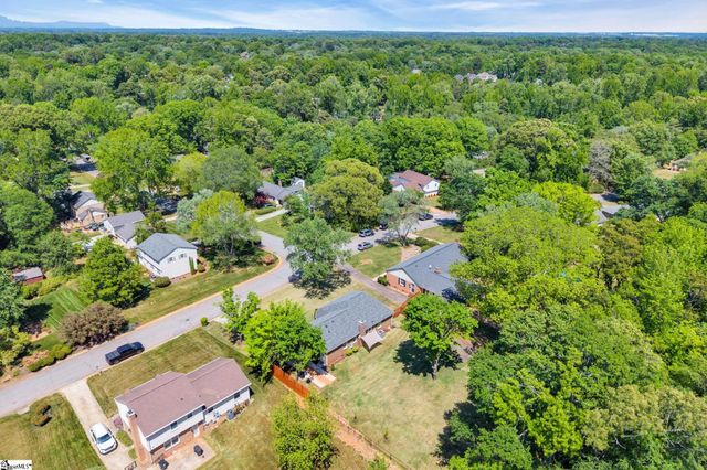 4946 Vineyard Lane, Greenville, SC 29615