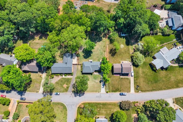 4946 Vineyard Lane, Greenville, SC 29615